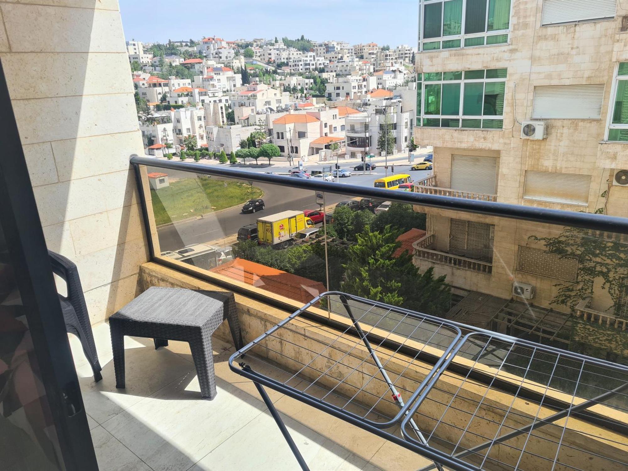 Dair Ghbar Gate Apartments アンマン エクステリア 写真