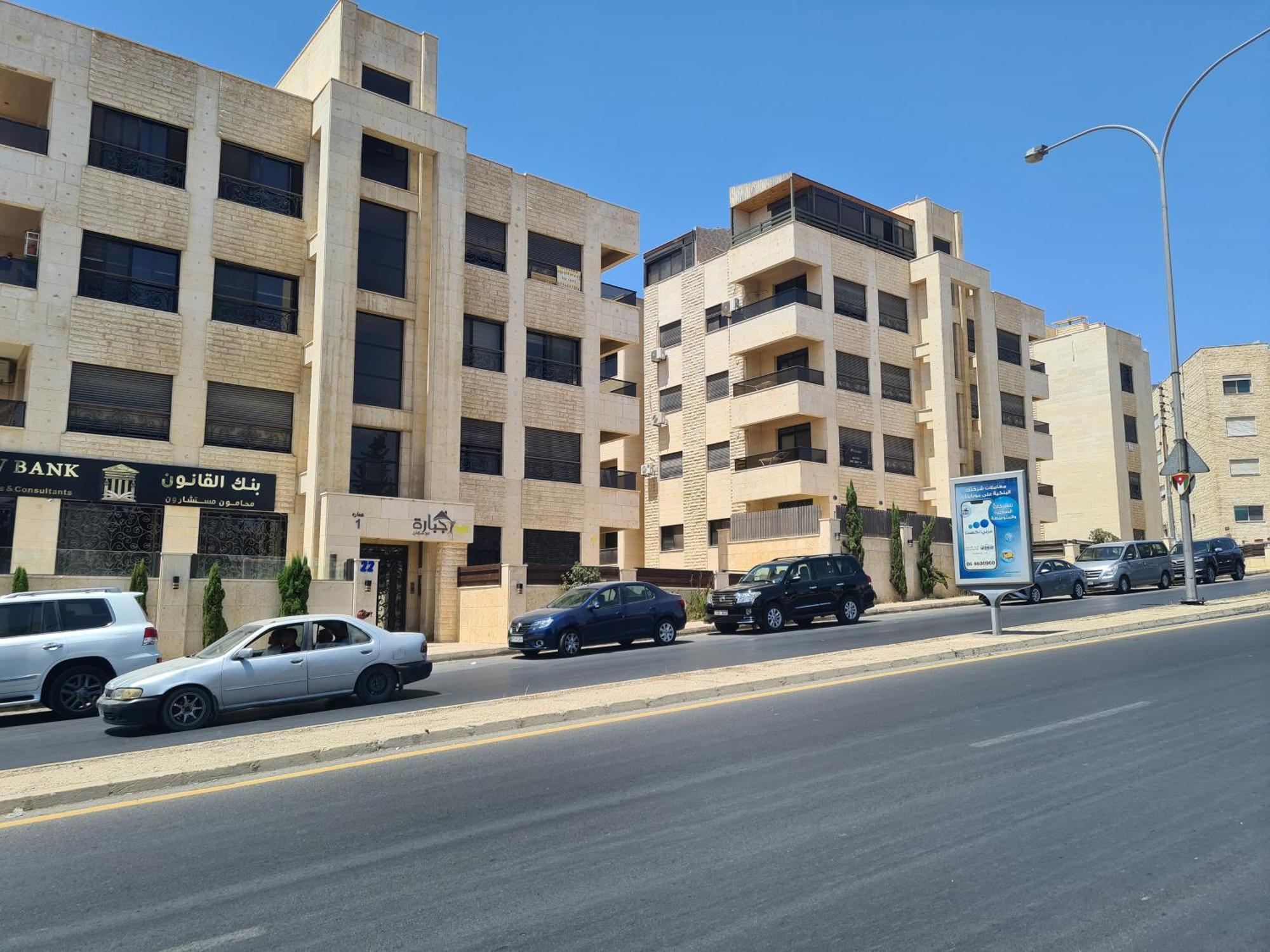 Dair Ghbar Gate Apartments アンマン エクステリア 写真